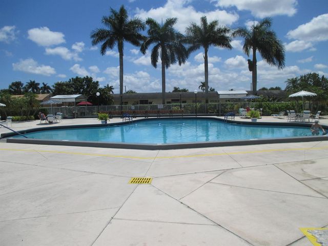 2715 Emory Drive E C, West Palm Beach, FL 33415