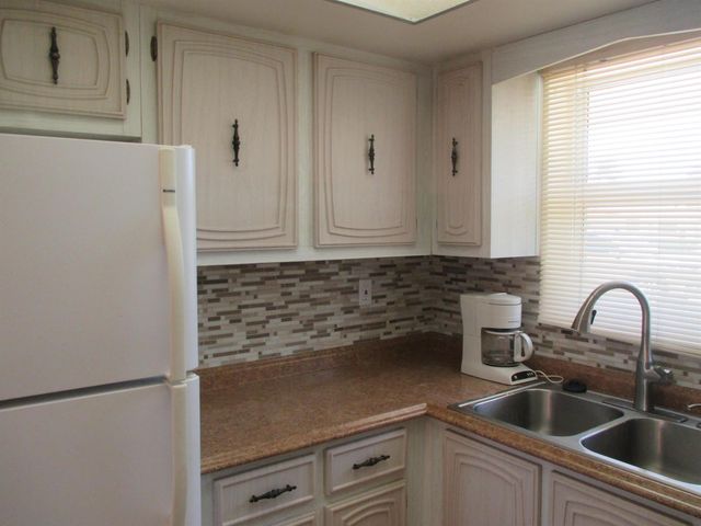 2715 Emory Drive E C, West Palm Beach, FL 33415