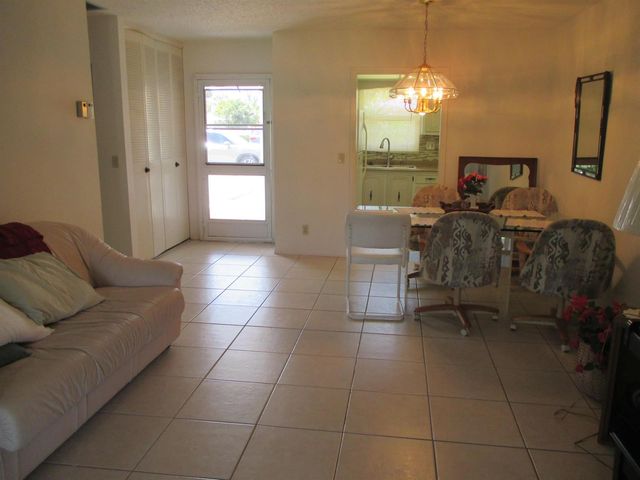 2715 Emory Drive E C, West Palm Beach, FL 33415