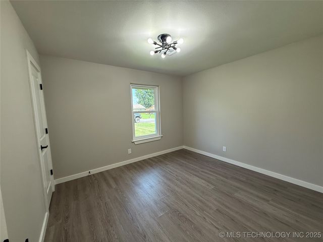 2411 Daniel, Muskogee, OK 74403