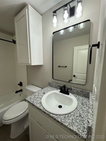2411 Daniel, Muskogee, OK 74403