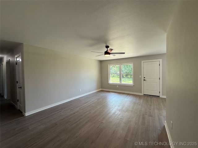 2411 Daniel, Muskogee, OK 74403