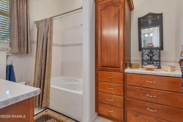 122 French Street, New Iberia, LA 70560