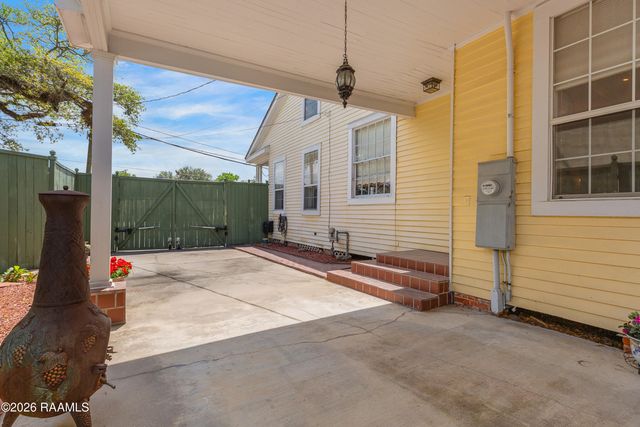 122 French Street, New Iberia, LA 70560