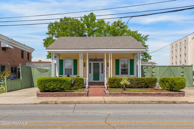 122 French Street, New Iberia, LA 70560