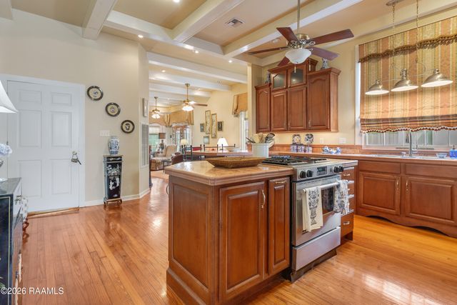 122 French Street, New Iberia, LA 70560