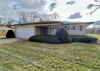 8141 Rene Court, White Lake Charter Township, MI 48386