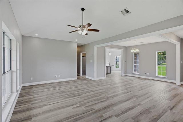 521 Josh Street, Lake Charles, LA 70611