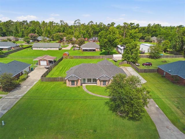 521 Josh Street, Lake Charles, LA 70611