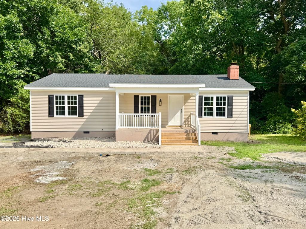 133 Anglers Cove Road, Hertford, NC 27944