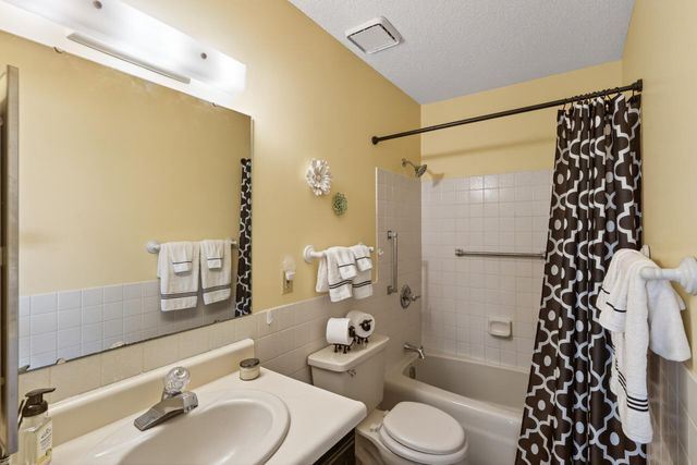 14575 Burma Avenue W 304, Rosemount, MN 55068