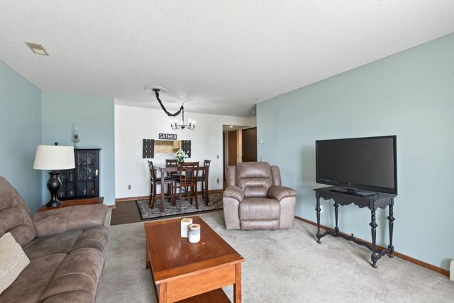 14575 Burma Avenue W 304, Rosemount, MN 55068
