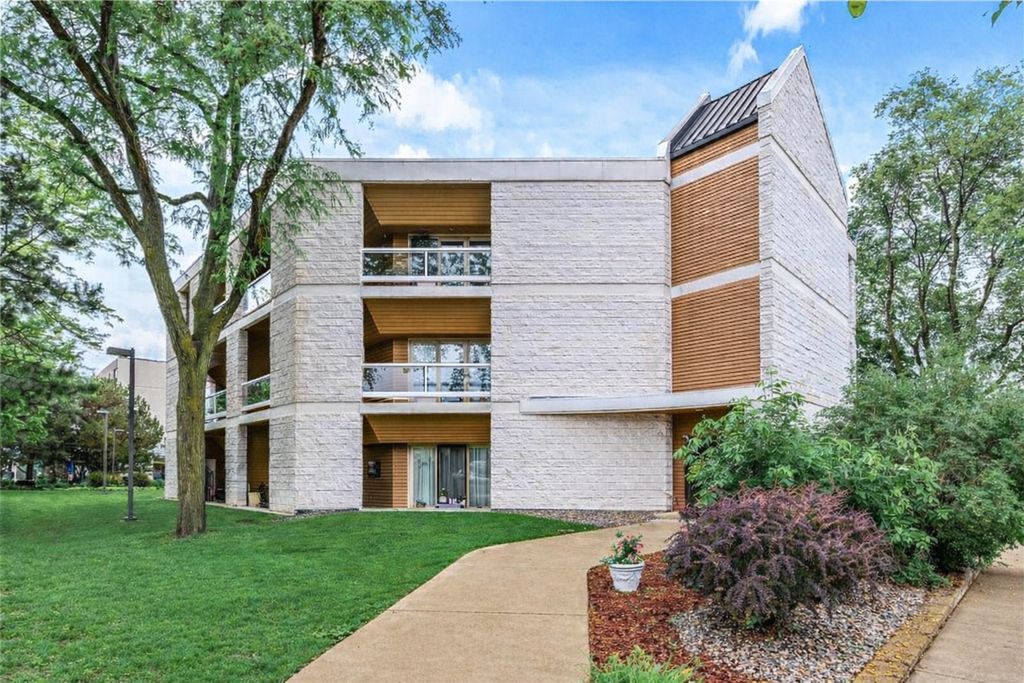 14575 Burma Avenue W 304, Rosemount, MN 55068