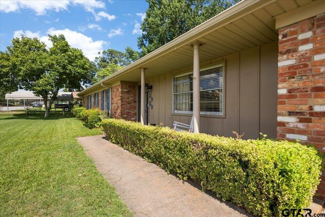 2929 Fairfax Dr, Tyler, TX 75701