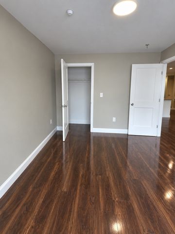67 Shepard Street 10, Lynn, MA 01902