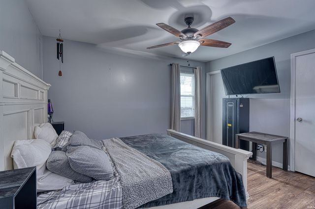 501 GUN POWDER Lane, Evansville, IN 47711