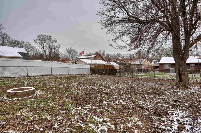 501 GUN POWDER Lane, Evansville, IN 47711