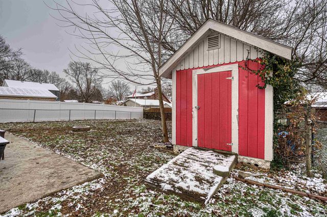 501 GUN POWDER Lane, Evansville, IN 47711