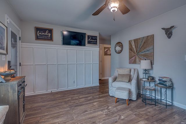 501 GUN POWDER Lane, Evansville, IN 47711