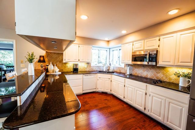 65 Forfar Drive, Bella Vista, AR 72715