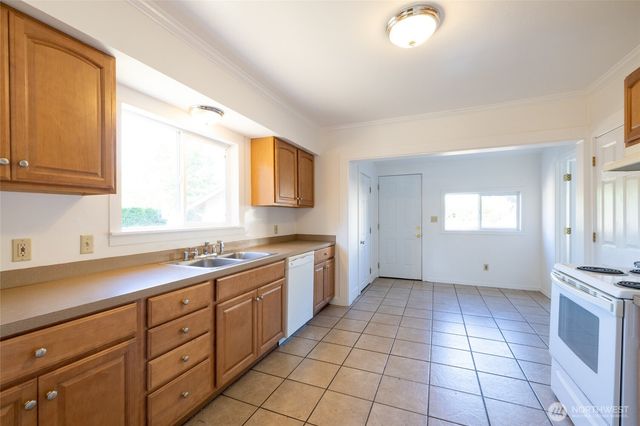 425 N Buckner Street, Centralia, WA 98531