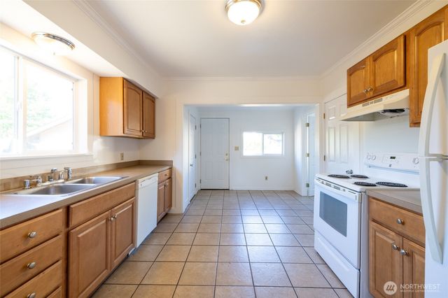 425 N Buckner Street, Centralia, WA 98531