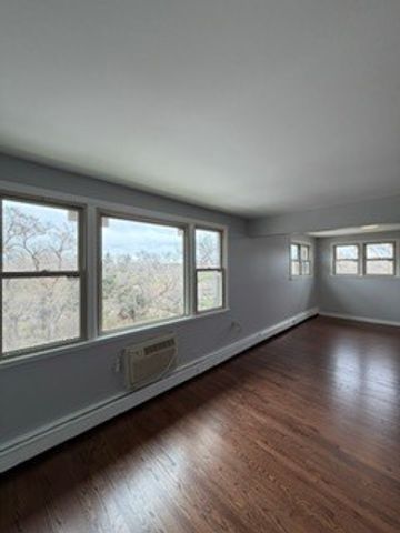 8644 SKOKIE Boulevard 405, Skokie, IL 60077