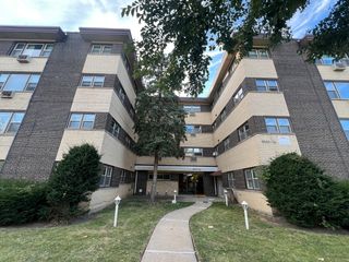 8644 SKOKIE Boulevard 405, Skokie, IL 60077