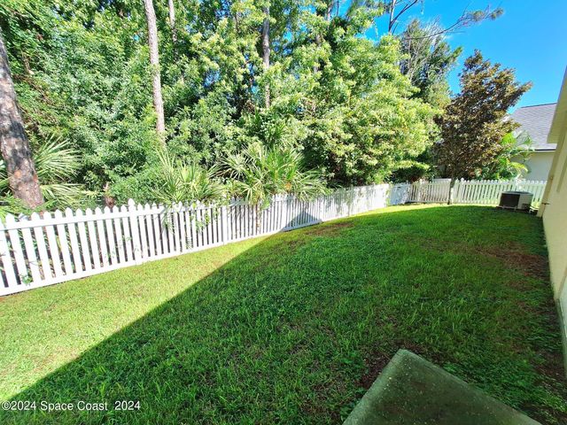 2622 Glasbern Circle, Melbourne, FL 32904