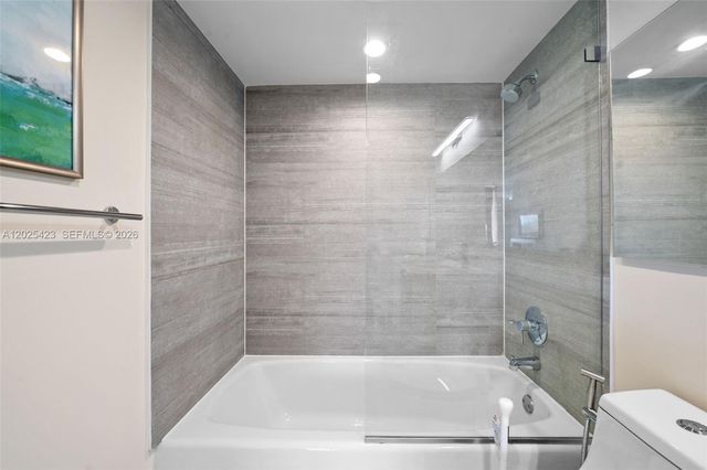 20505 E Country Club Drive 1231, Aventura, FL 33180
