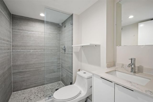 20505 E Country Club Drive 1231, Aventura, FL 33180