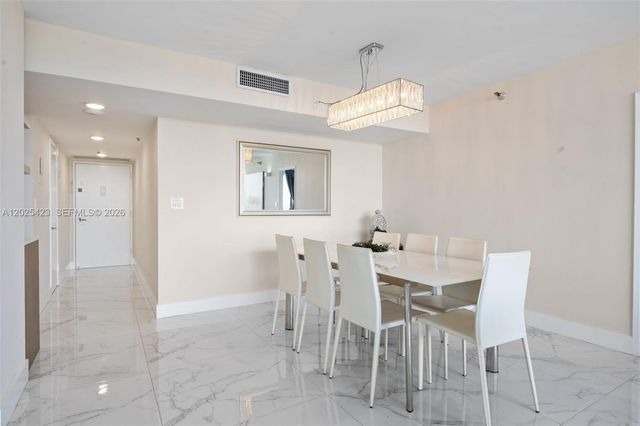 20505 E Country Club Drive 1231, Aventura, FL 33180