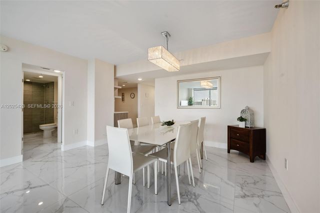 20505 E Country Club Drive 1231, Aventura, FL 33180