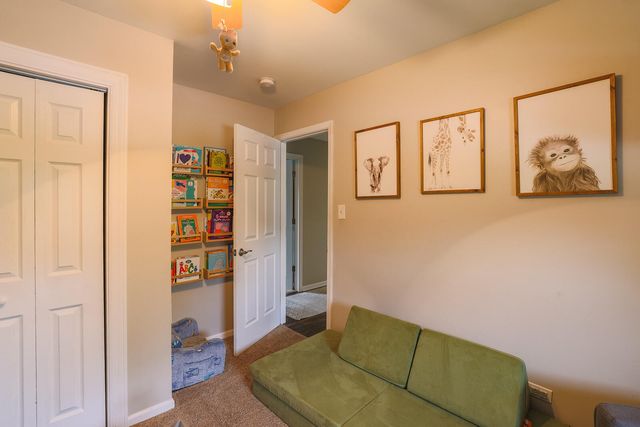 717 Cottonwood Drive, Dyer, IN 46311