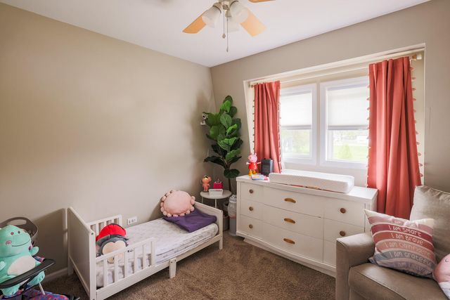 717 Cottonwood Drive, Dyer, IN 46311