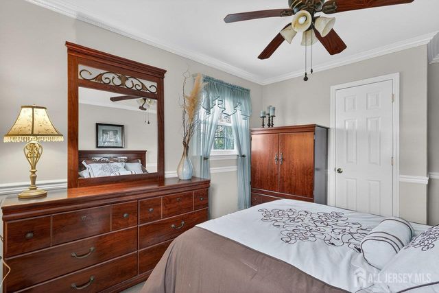 10 Barbara Place, Sayreville, NJ 08872