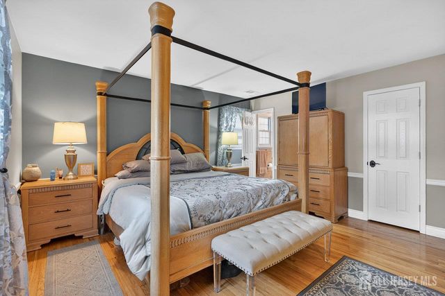 10 Barbara Place, Sayreville, NJ 08872