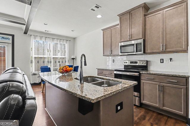 5357 Radford Loop, Fairburn, GA 30213