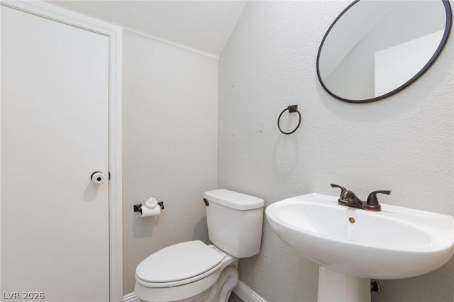 6521 Raven Hall Street, North Las Vegas, NV 89084