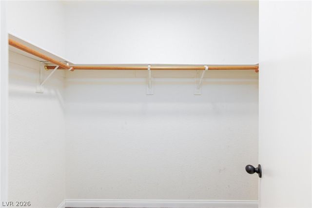 6521 Raven Hall Street, North Las Vegas, NV 89084