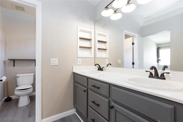 6521 Raven Hall Street, North Las Vegas, NV 89084