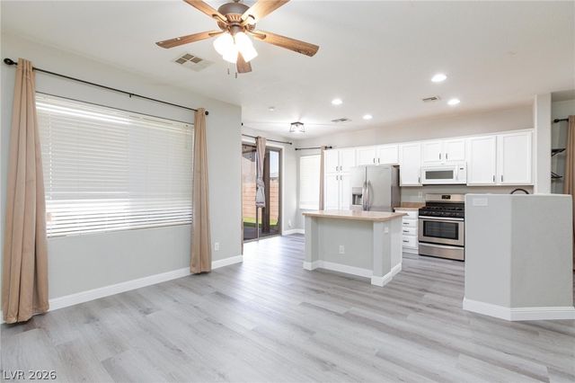 6521 Raven Hall Street, North Las Vegas, NV 89084