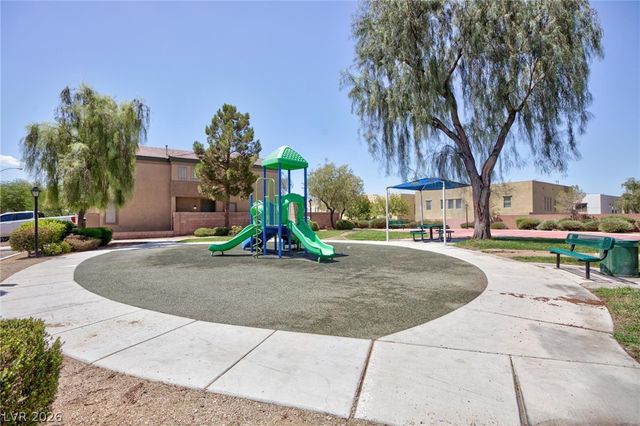 6521 Raven Hall Street, North Las Vegas, NV 89084