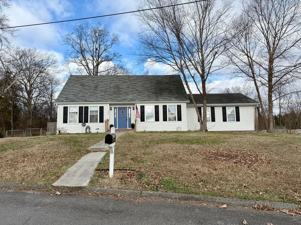 5043 Glen Oaks Trail NE, Cleveland, TN 37312