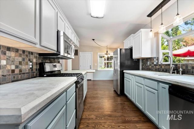 5032 W Wolfe Street, Boise, ID 83706