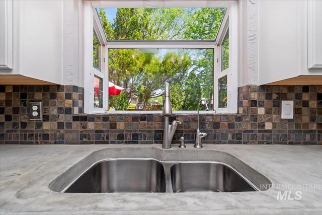 5032 W Wolfe Street, Boise, ID 83706