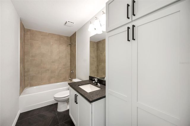 3294 W PRICE BOULEVARD, North Port, FL 34286