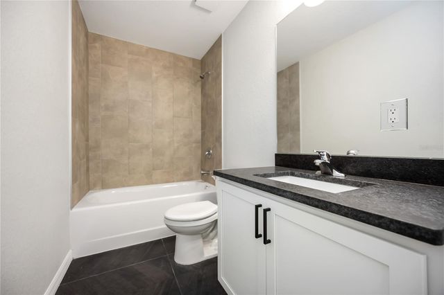 3294 W PRICE BOULEVARD, North Port, FL 34286