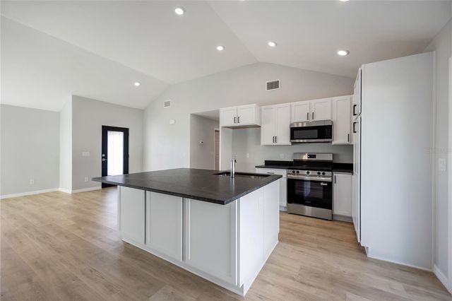 3294 W PRICE BOULEVARD, North Port, FL 34286