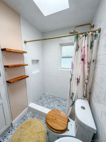 1111 9th St, Imperial Beach, CA 91932